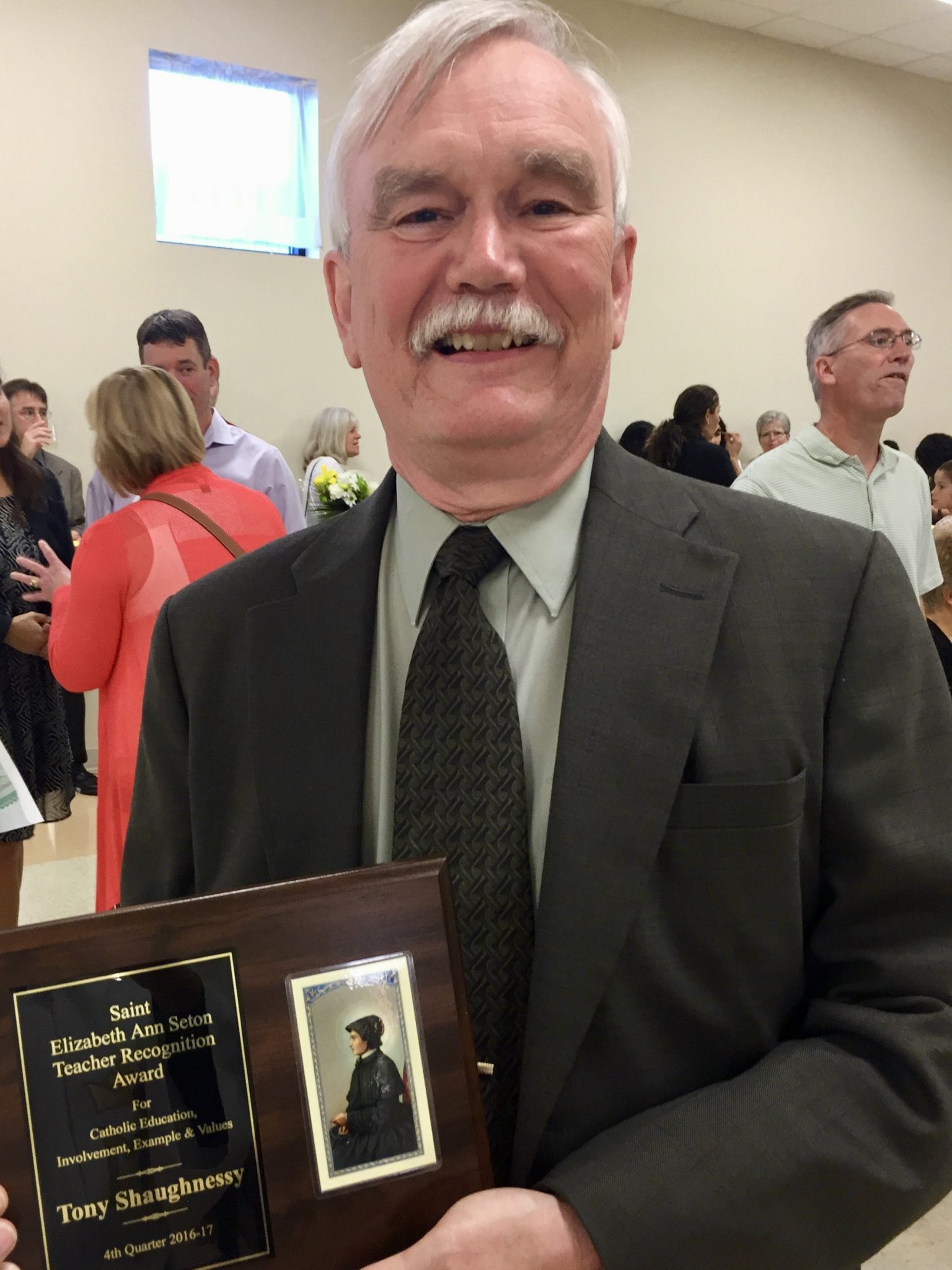 Tony Shaughnessy receives the 4th Quarter “St. Elizabeth Ann Seton
